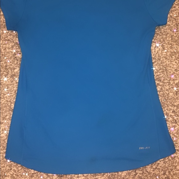✨blue dri-fit NIKE athletic tee✨ - Picture 2 of 3